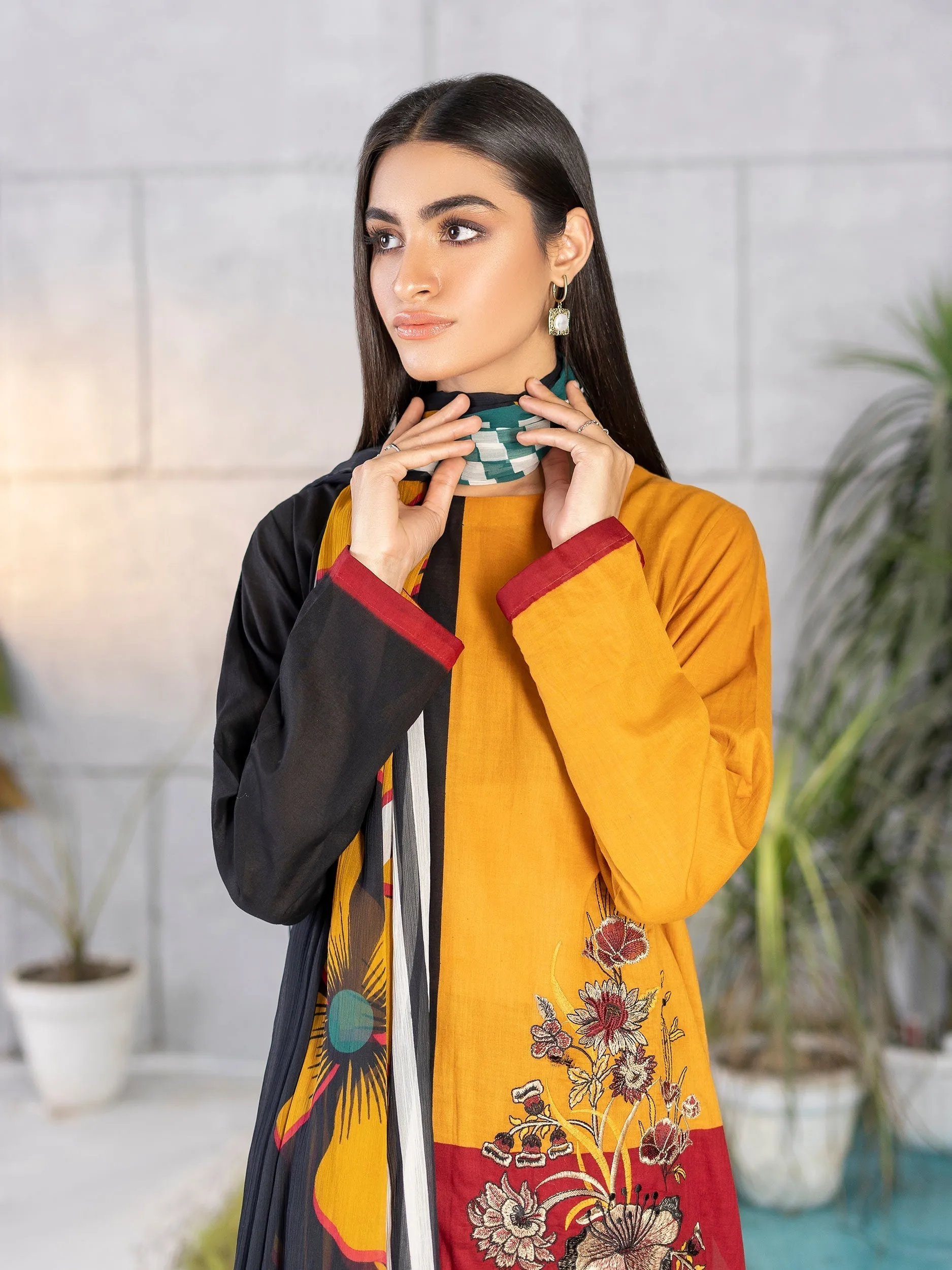 2 Piece Embroidered Lawn Suit