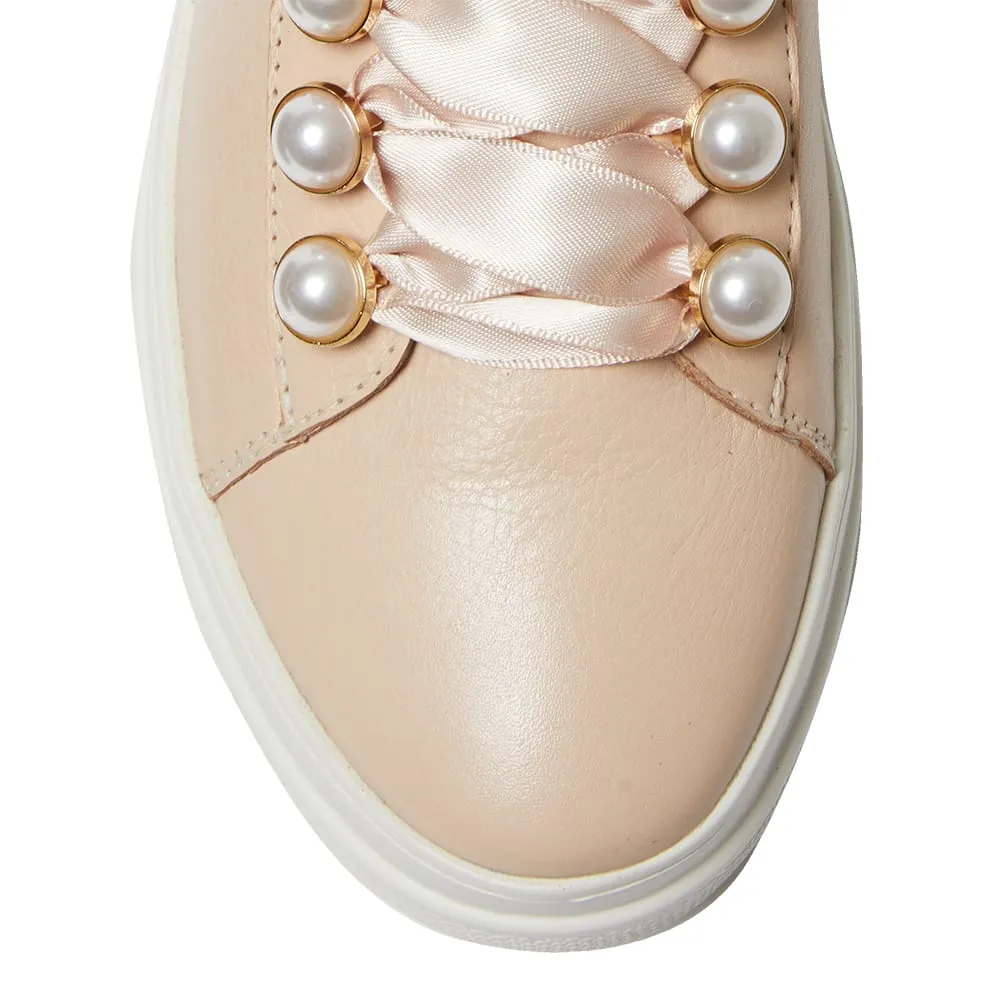 Bant Sneaker in Blush Leather